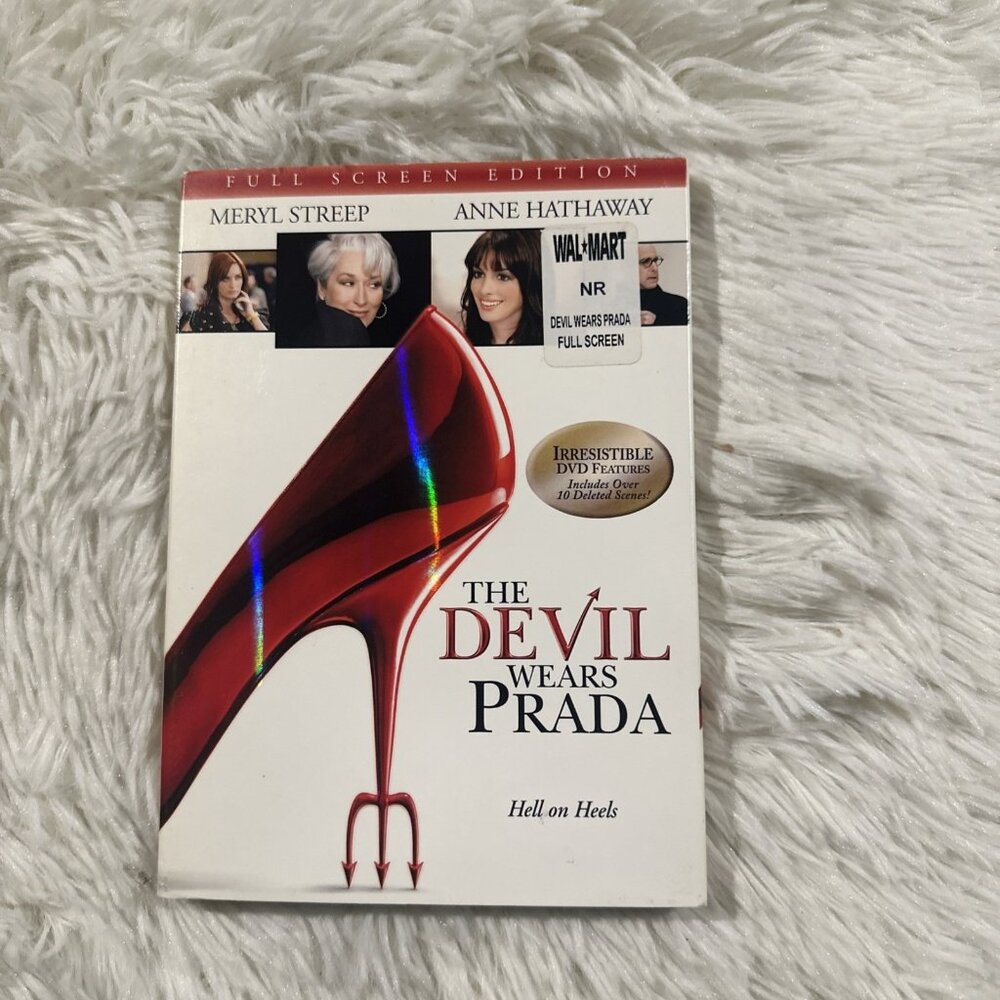 The Devil Wears Prada DVD tested working Meryl Streep Anne Hathaway